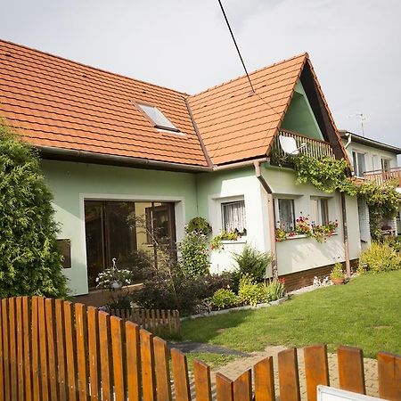 Ubytovanie Na Sukromi Turčianske Teplice Exteriér fotografie