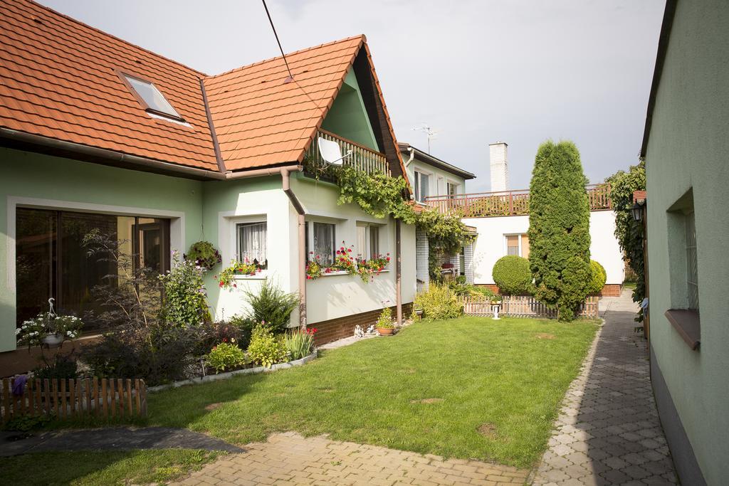 Ubytovanie Na Sukromi Turčianske Teplice Exteriér fotografie